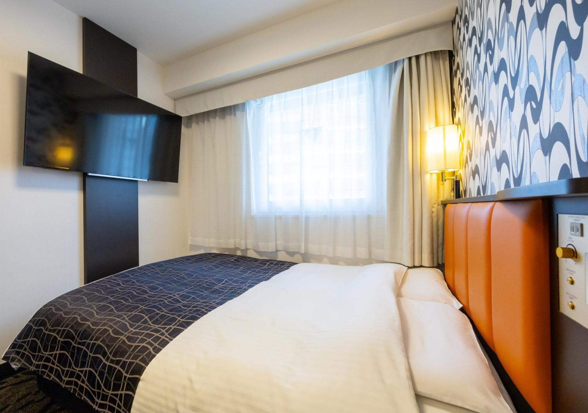 APA Hotel Osaka Umeda Bagian luar foto