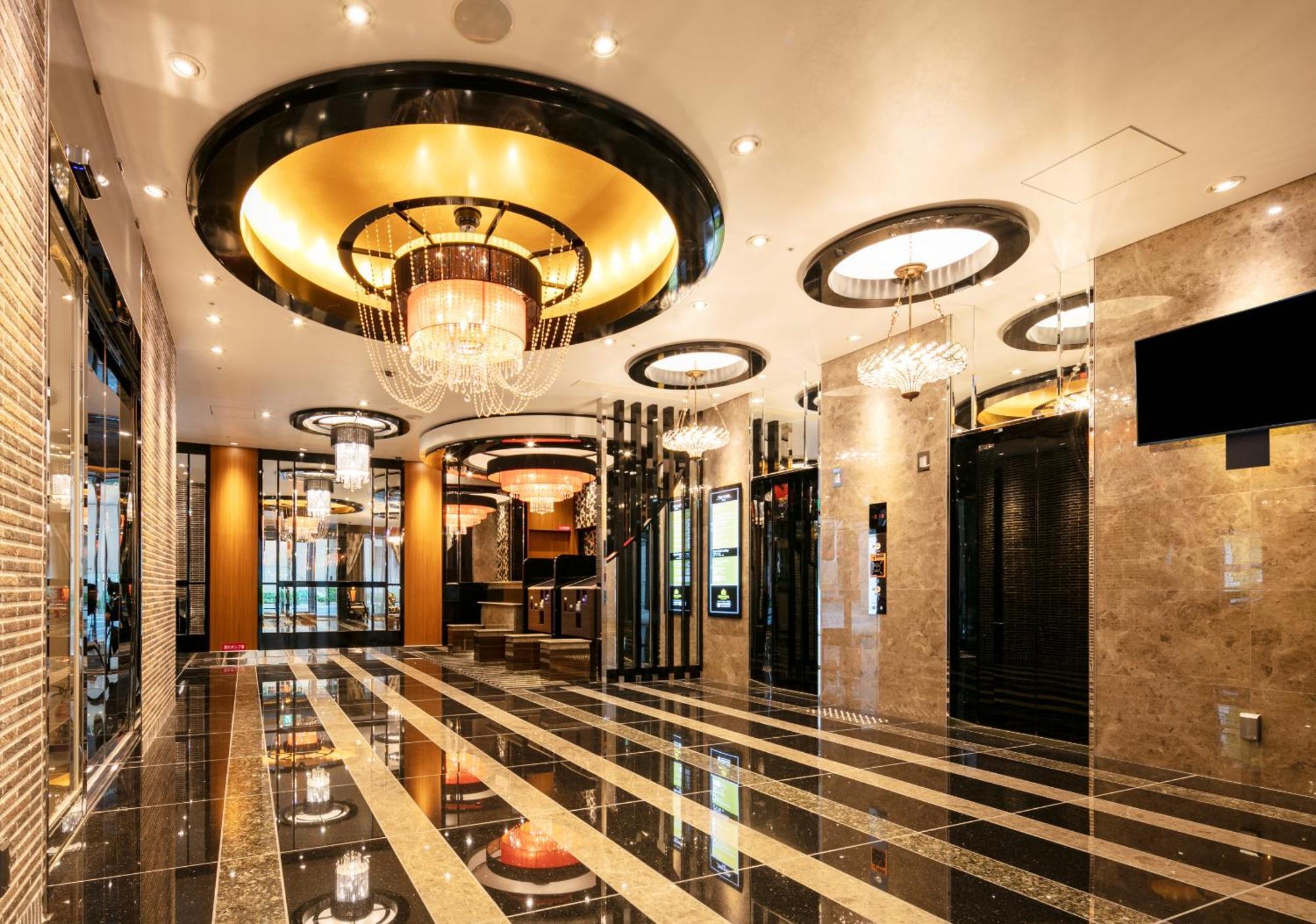 APA Hotel Osaka Umeda Bagian luar foto